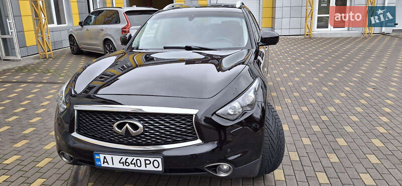 Внедорожник / Кроссовер Infiniti QX70 2017 в Ворзеле фото Внедорожник / Кроссовер Infiniti QX70 2017 в Ворзеле