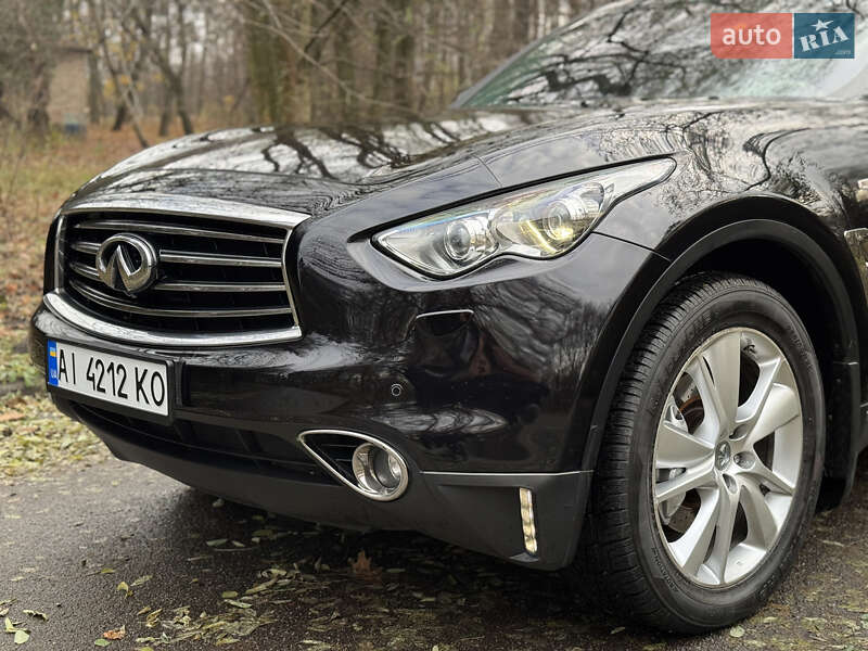 Внедорожник / Кроссовер Infiniti QX70 2013 в Киеве фото 10 Внедорожник / Кроссовер Infiniti QX70 2013 в Киеве