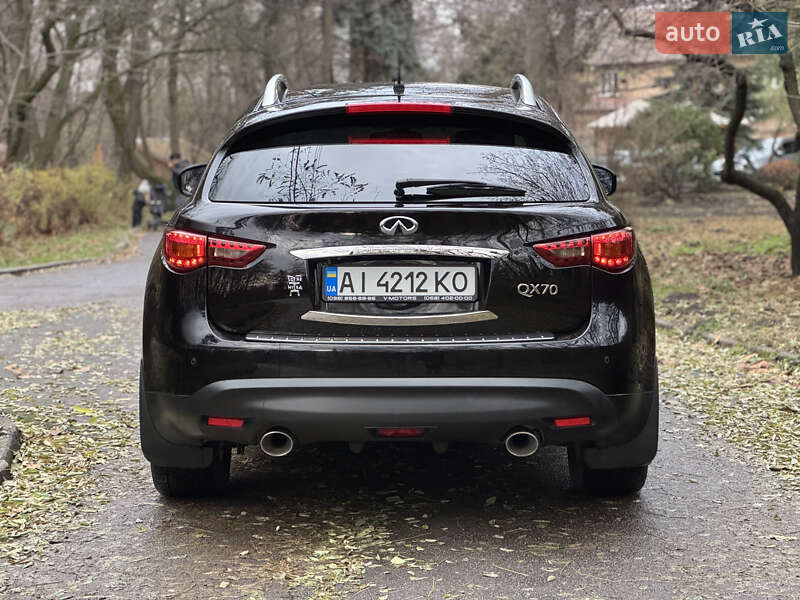 Внедорожник / Кроссовер Infiniti QX70 2013 в Киеве фото 7 Внедорожник / Кроссовер Infiniti QX70 2013 в Киеве