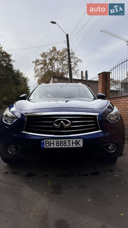 Внедорожник / Кроссовер Infiniti QX70 2016 в Одессе