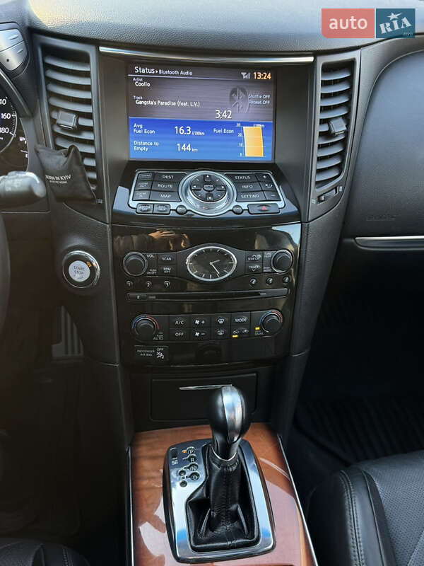 Внедорожник / Кроссовер Infiniti QX70 2014 в Крюковщине фото 18 Внедорожник / Кроссовер Infiniti QX70 2014 в Крюковщине