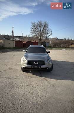Внедорожник / Кроссовер Infiniti QX70 2013 в Запорожье