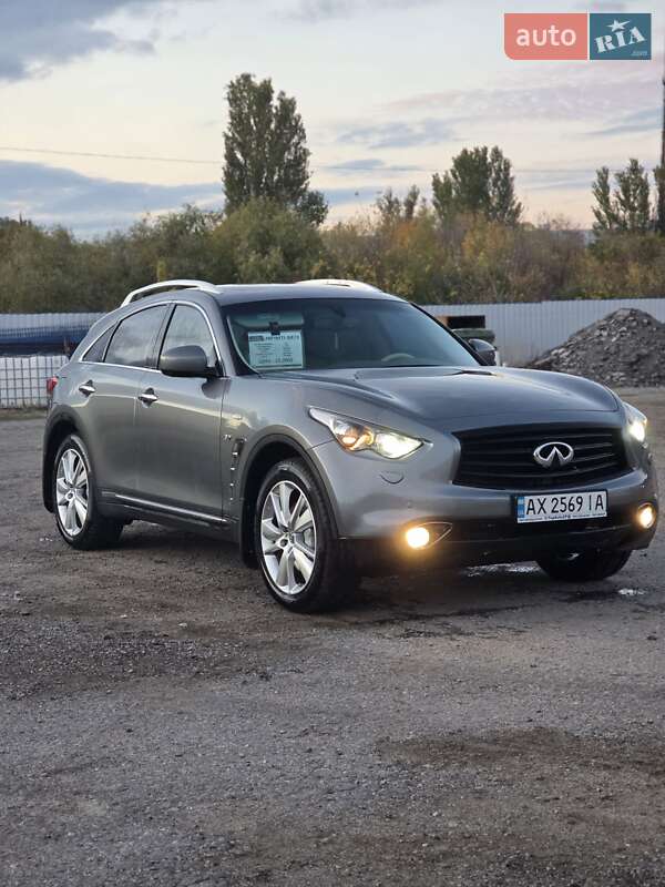 Внедорожник / Кроссовер Infiniti QX70 2017 в Днепре