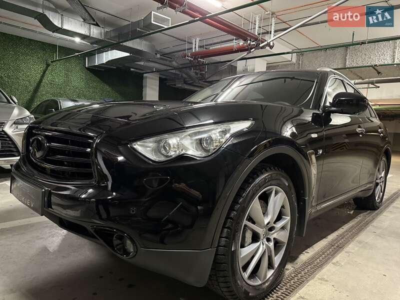 Внедорожник / Кроссовер Infiniti QX70 2013 в Киеве