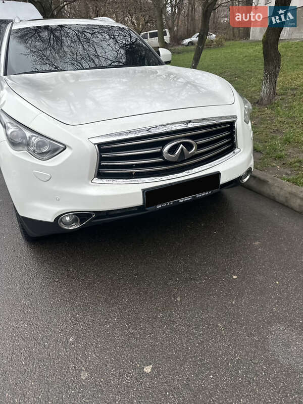 Внедорожник / Кроссовер Infiniti QX70 2016 в Киеве