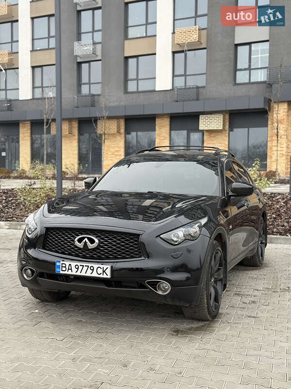 Infiniti QX70 2017