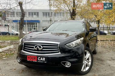Внедорожник / Кроссовер Infiniti QX70 2015 в Киеве