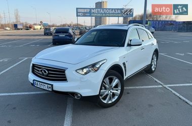 Внедорожник / Кроссовер Infiniti QX70 2013 в Киеве