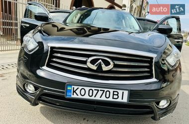 Позашляховик / Кросовер Infiniti QX70 2016 в Грушево