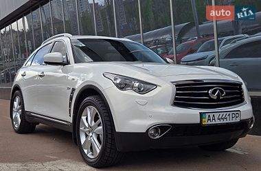 Внедорожник / Кроссовер Infiniti QX70 2014 в Киеве