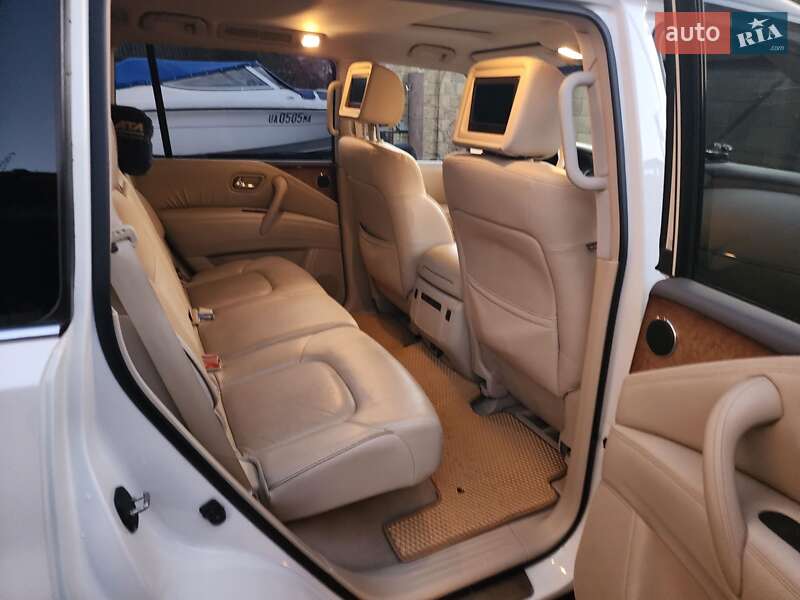 Внедорожник / Кроссовер Infiniti QX80 2014 в Киеве
