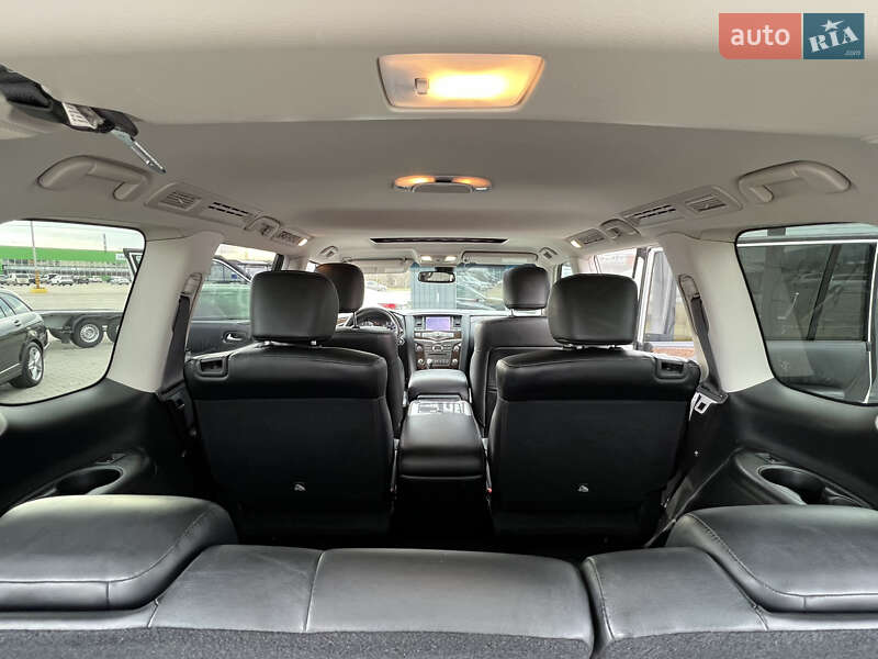 Внедорожник / Кроссовер Infiniti QX80 2016 в Черновцах