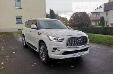 Infiniti QX80 2019