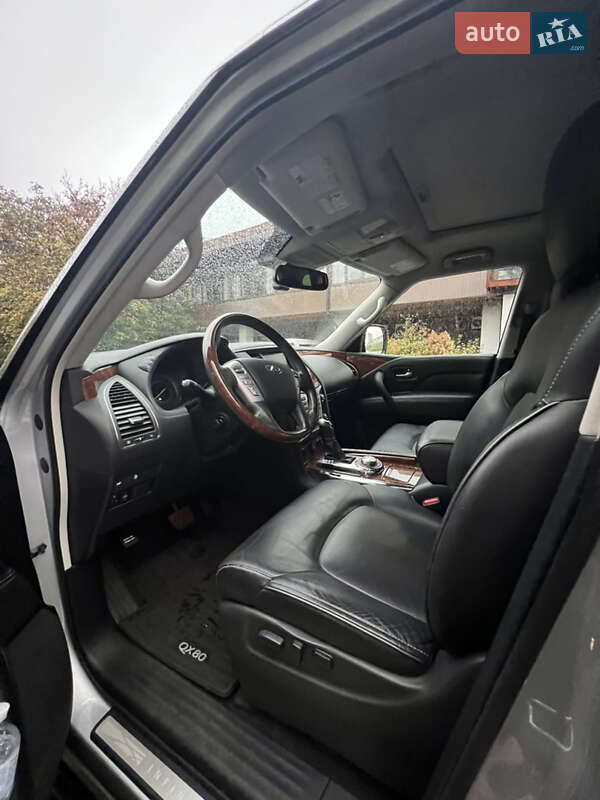 Позашляховик / Кросовер Infiniti QX80 2018 в Дніпрі