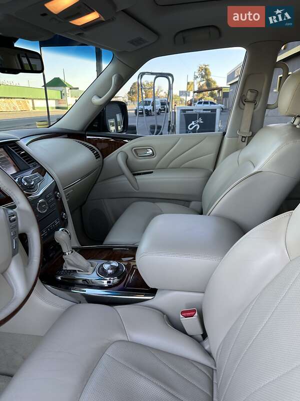 Позашляховик / Кросовер Infiniti QX80 2015 в Києві