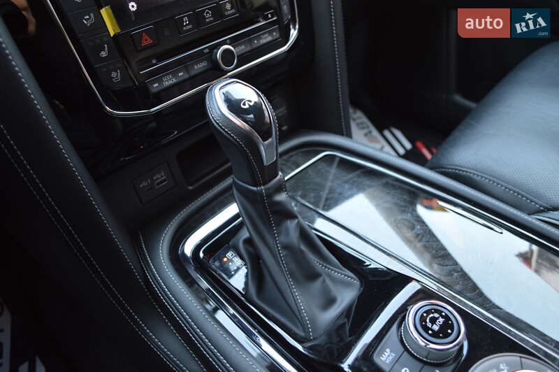 Позашляховик / Кросовер Infiniti QX80 2020 в Львові