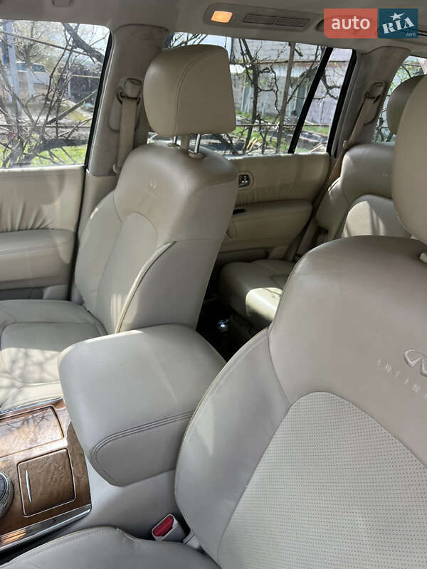 Позашляховик / Кросовер Infiniti QX80 2017 в Кам'янець-Подільському фото 7 Позашляховик / Кросовер Infiniti QX80 2017 в Кам'янець-Подільському