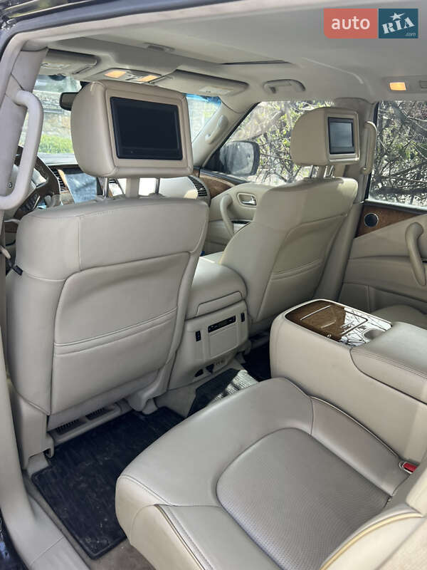 Позашляховик / Кросовер Infiniti QX80 2017 в Кам'янець-Подільському фото 12 Позашляховик / Кросовер Infiniti QX80 2017 в Кам'янець-Подільському