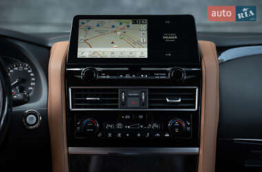 Внедорожник / Кроссовер Infiniti QX80 2023 в 