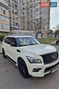 Внедорожник / Кроссовер Infiniti QX80 2016 в Киеве
