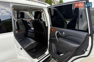Позашляховик / Кросовер Infiniti QX80 2018 в 