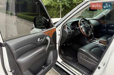 Позашляховик / Кросовер Infiniti QX80 2018 в 