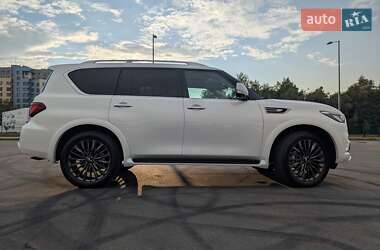 Внедорожник / Кроссовер Infiniti QX80 2024 в 