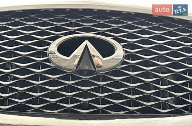 Внедорожник / Кроссовер Infiniti QX80 2024 в 
