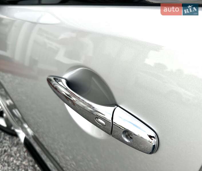 Внедорожник / Кроссовер Infiniti QX80 2015 в Киеве