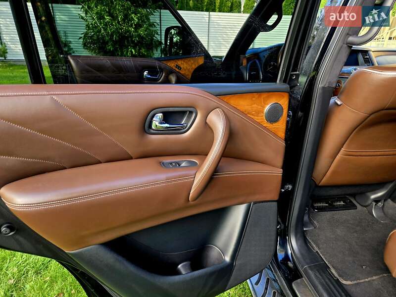 Внедорожник / Кроссовер Infiniti QX80 2015 в Киеве