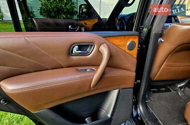 Внедорожник / Кроссовер Infiniti QX80 2015 в 