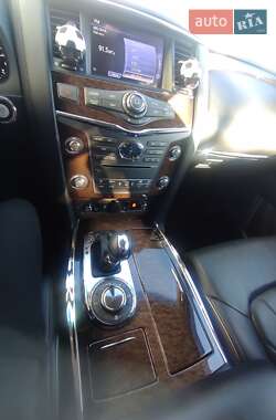 Внедорожник / Кроссовер Infiniti QX80 2013 в 