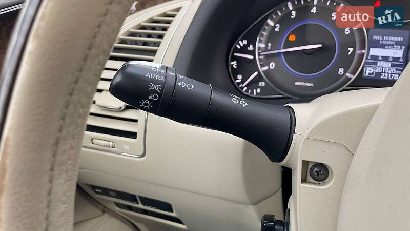 Позашляховик / Кросовер Infiniti QX80 2013 в Києві фото 17 Позашляховик / Кросовер Infiniti QX80 2013 в Києві