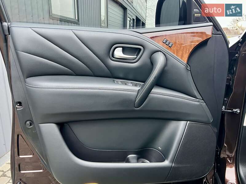 Внедорожник / Кроссовер Infiniti QX80 2017 в Киеве