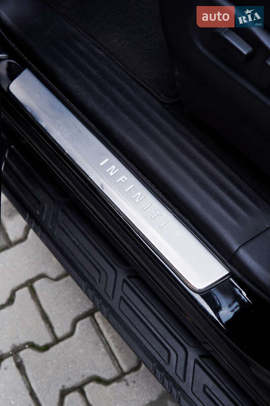 Внедорожник / Кроссовер Infiniti QX80 2019 в Хмельницком