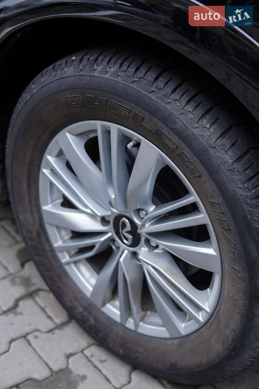 Внедорожник / Кроссовер Infiniti QX80 2019 в Хмельницком