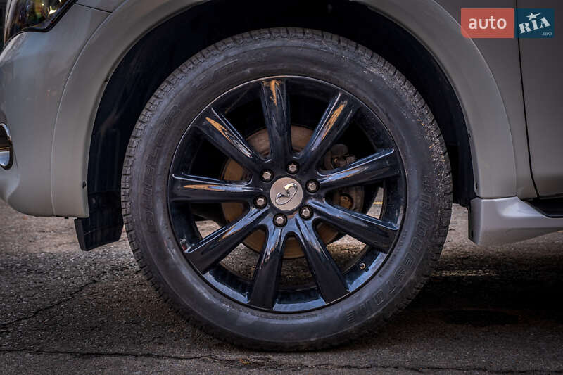 Позашляховик / Кросовер Infiniti QX80 2014 в Києві фото 19 Позашляховик / Кросовер Infiniti QX80 2014 в Києві