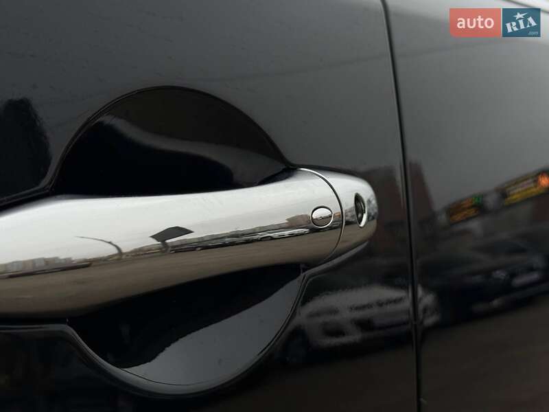 Позашляховик / Кросовер Infiniti QX80 2020 в Києві