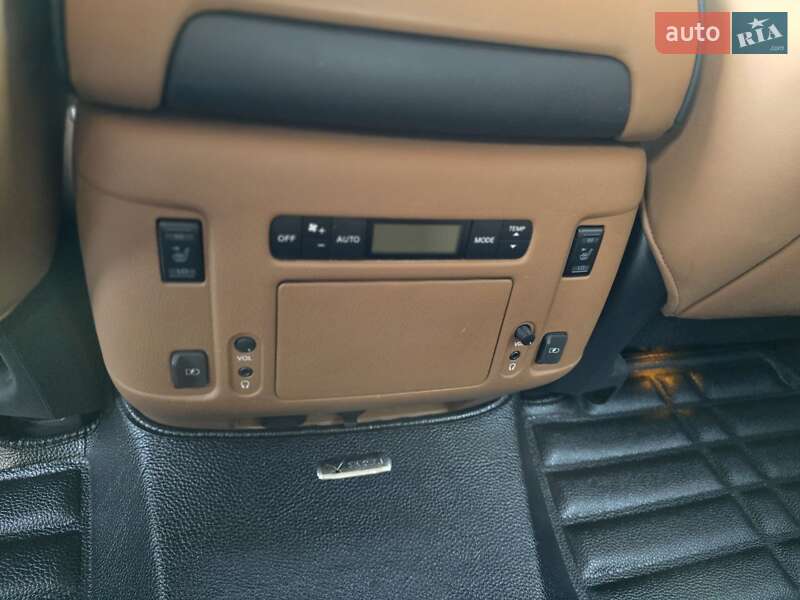 Внедорожник / Кроссовер Infiniti QX80 2017 в Львове фото 24 Внедорожник / Кроссовер Infiniti QX80 2017 в Львове