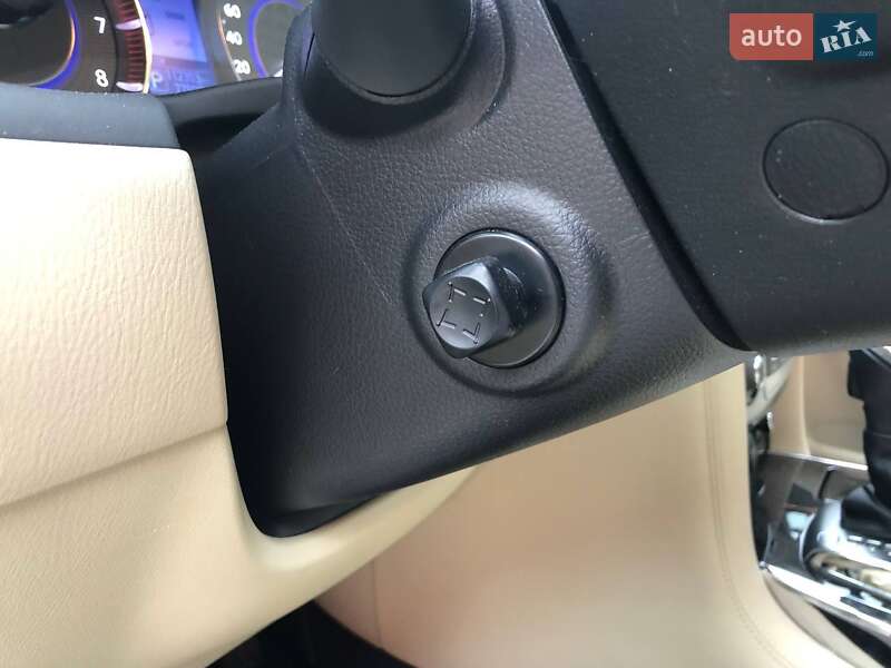 Позашляховик / Кросовер Infiniti QX80 2019 в Києві