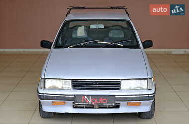 Седан Isuzu Aska 1989 в 