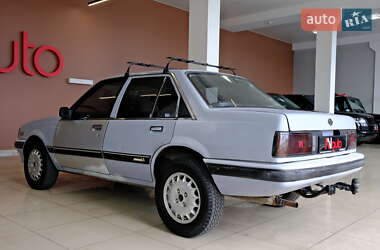 Седан Isuzu Aska 1989 в 
