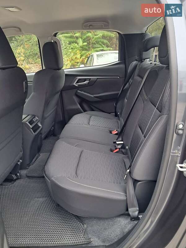 Пікап Isuzu D-Max 2025 в Дніпрі фото 8 Пікап Isuzu D-Max 2025 в Дніпрі