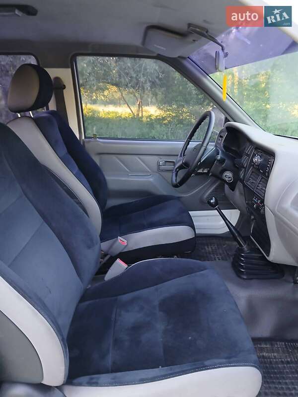 Пікап Isuzu Faster 1999 в Звягелі
