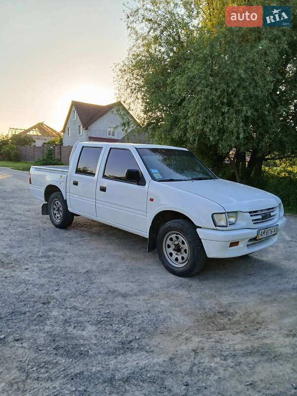 Пикап Isuzu Faster 1999 в Звягеле фото Пикап Isuzu Faster 1999 в Звягеле