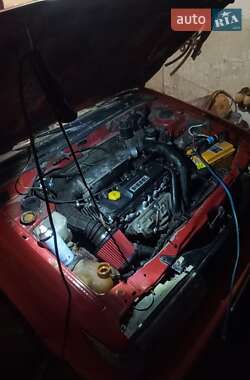 Хетчбек Isuzu Gemini 1988 в 