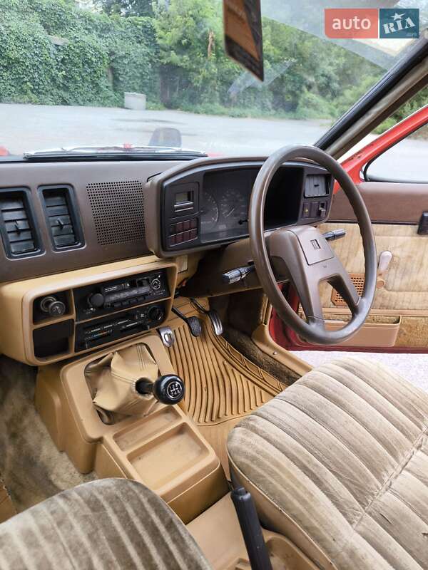 Седан Isuzu Gemini 1982 в Днепре
