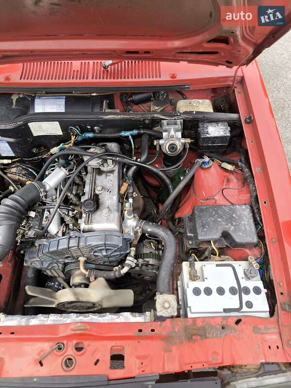 Седан Isuzu Gemini 1982 в Днепре