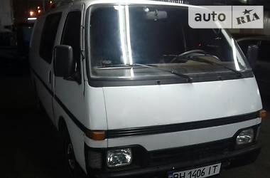 Грузопассажирский фургон Isuzu Midi 1992 в Одессе