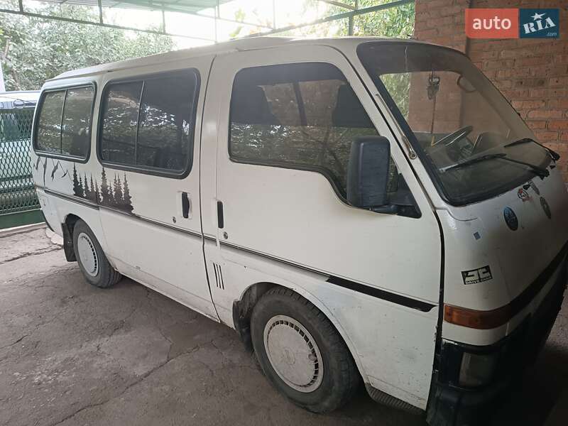 Минивэн Isuzu Midi 1993 в Кривом Роге фото 3 Минивэн Isuzu Midi 1993 в Кривом Роге